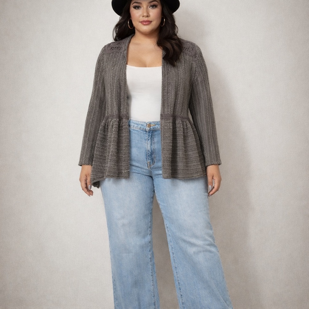 Knox Rose Textured Gray Cardigan sz M